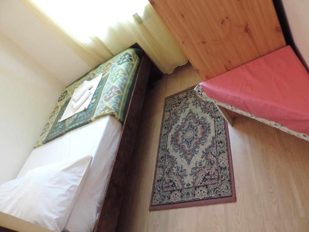 Bed And Breakfast Victoria Ogulin Room photo